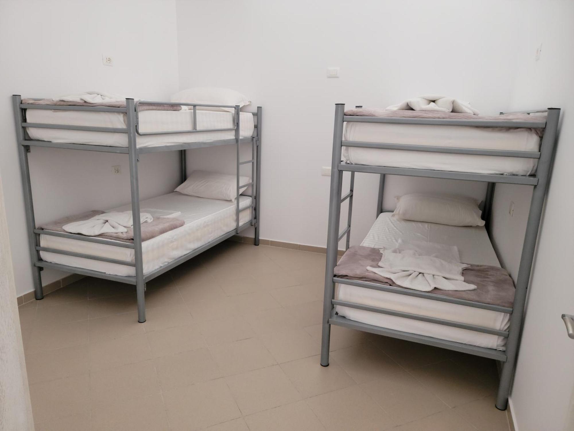 Hostel K13 Sarandë Quarto foto