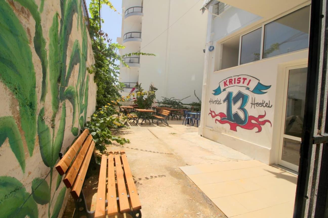 Hostel K13 Sarandë Exterior foto